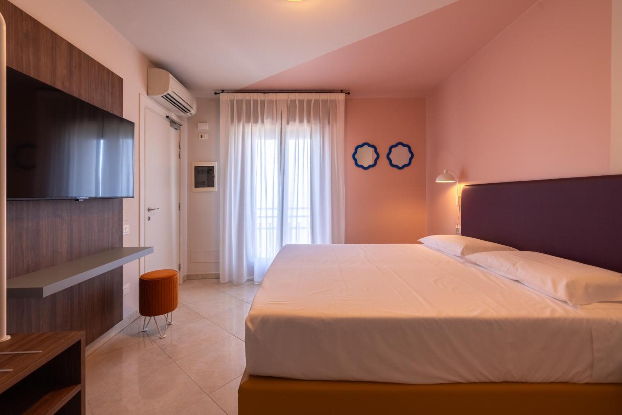 לאזיסה La Vista Postcard Hotel מראה חיצוני תמונה