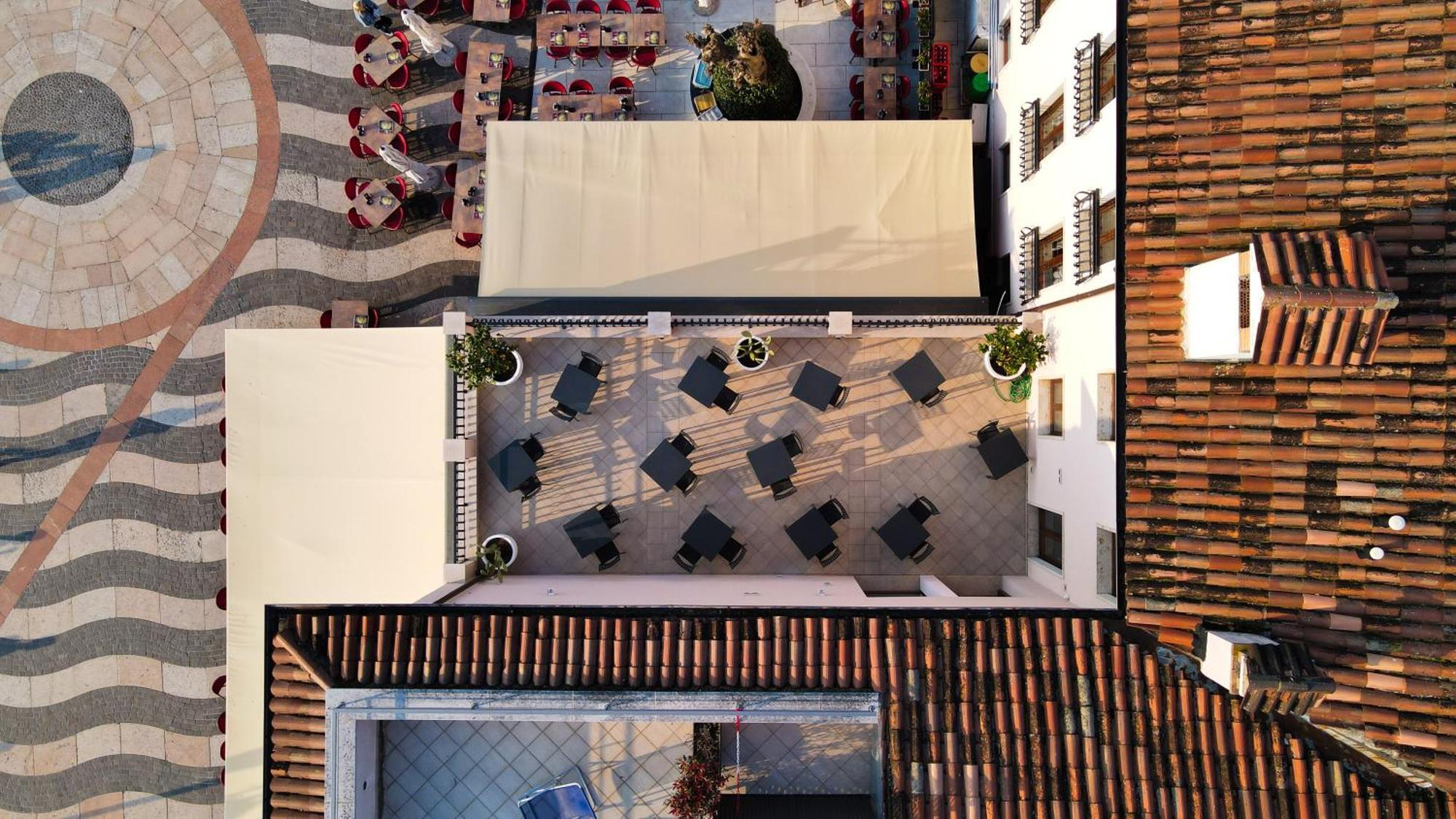 לאזיסה La Vista Postcard Hotel מראה חיצוני תמונה